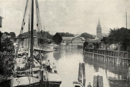 Blick auf den Hafen von Itzehoe um 1920